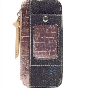 Consuela Rattler Card Organizer